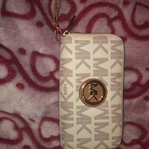 MIKYOUNG white and brown wallet with wristlet